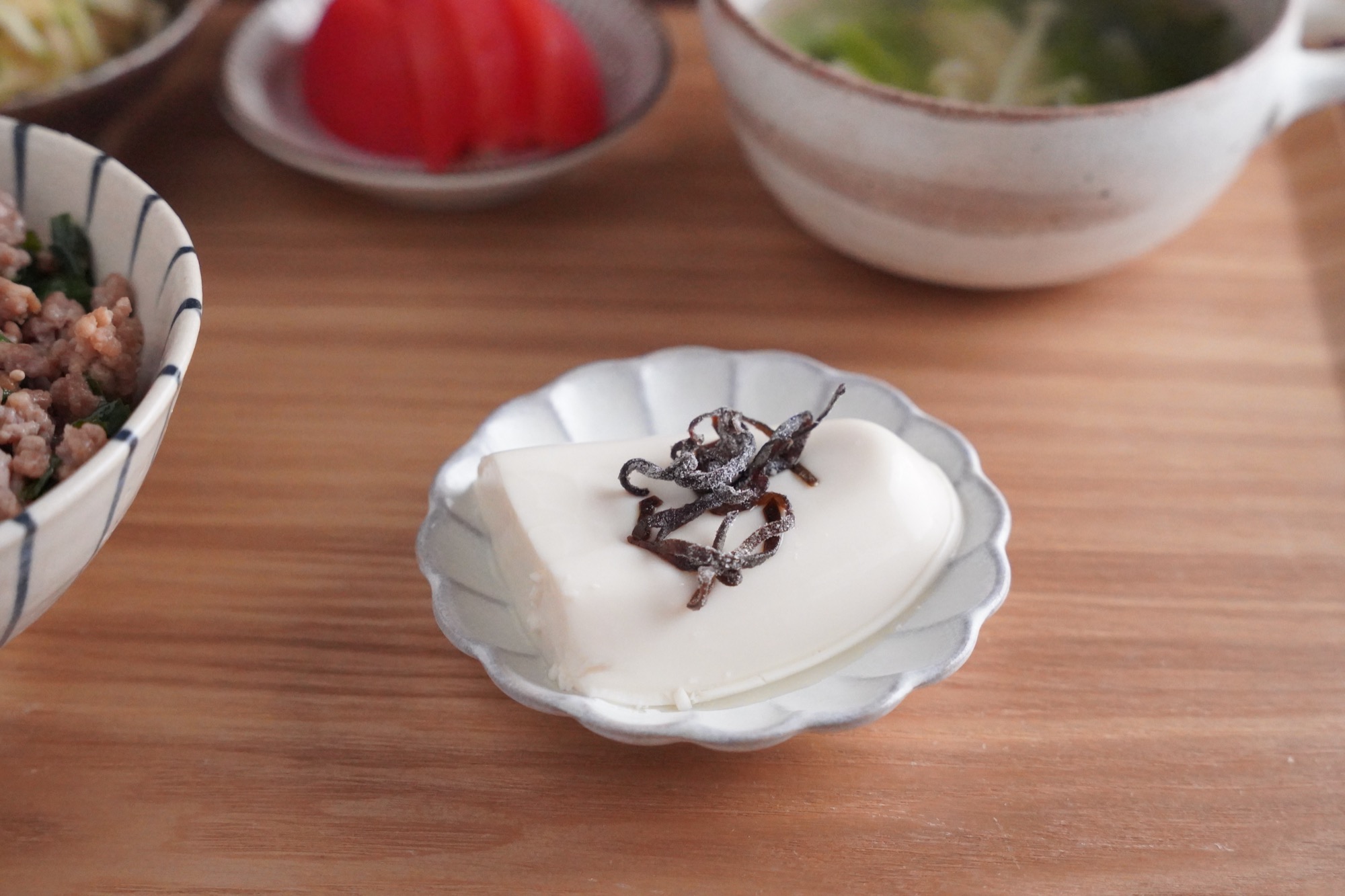 冷奴（塩昆布のせ）の献立