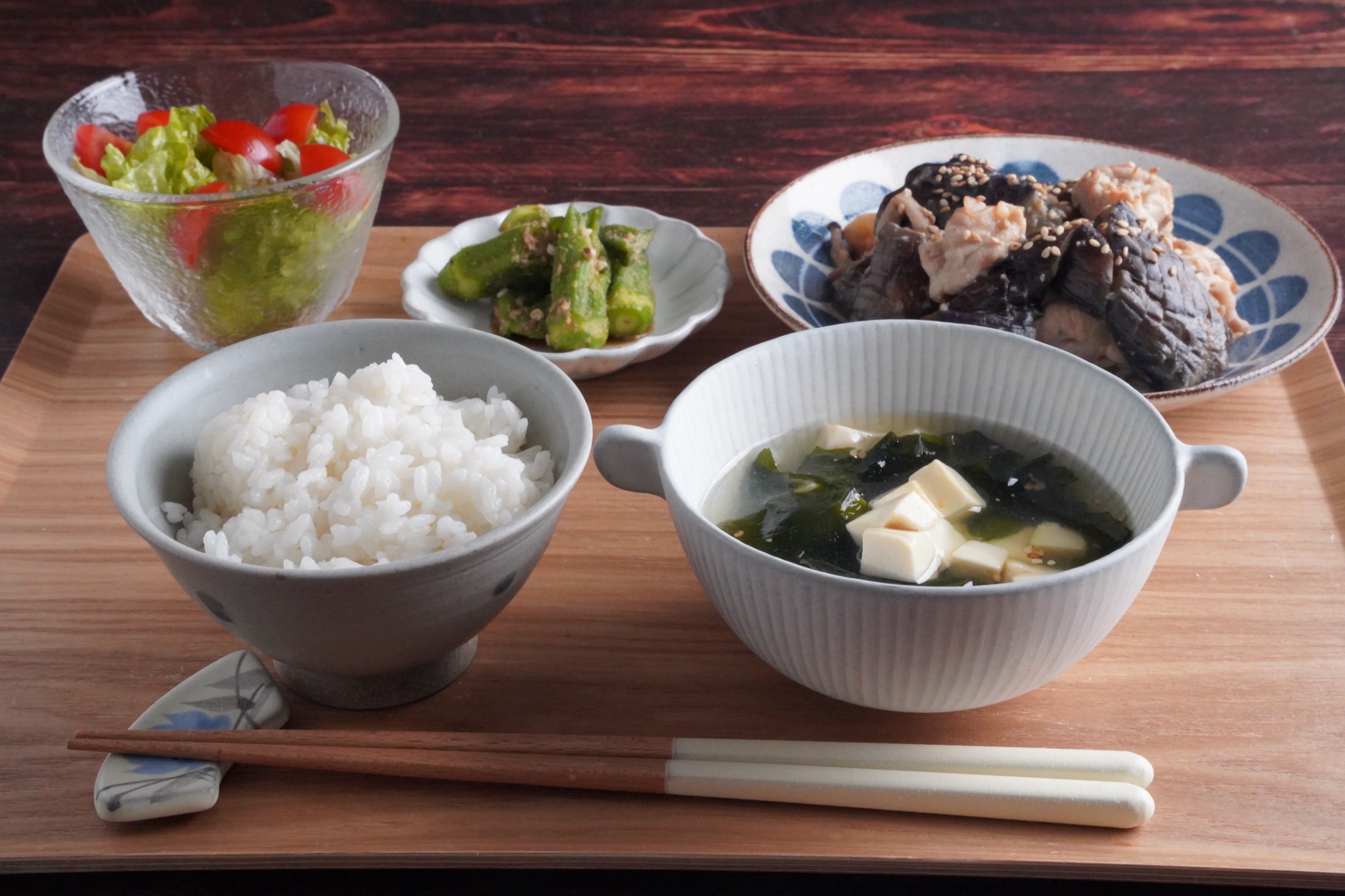 なすと豚肉の味噌炒め献立まとめ