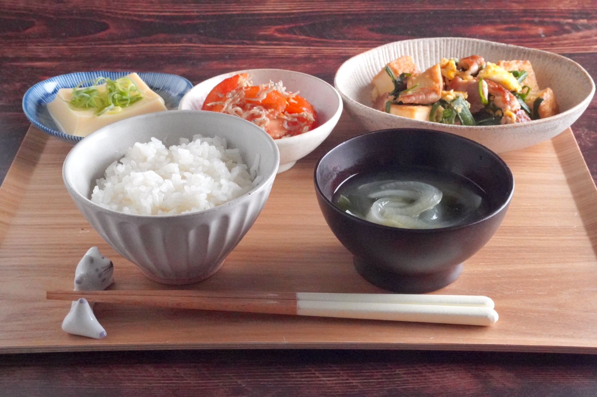 ニラと厚揚げの生姜炒め献立まとめ